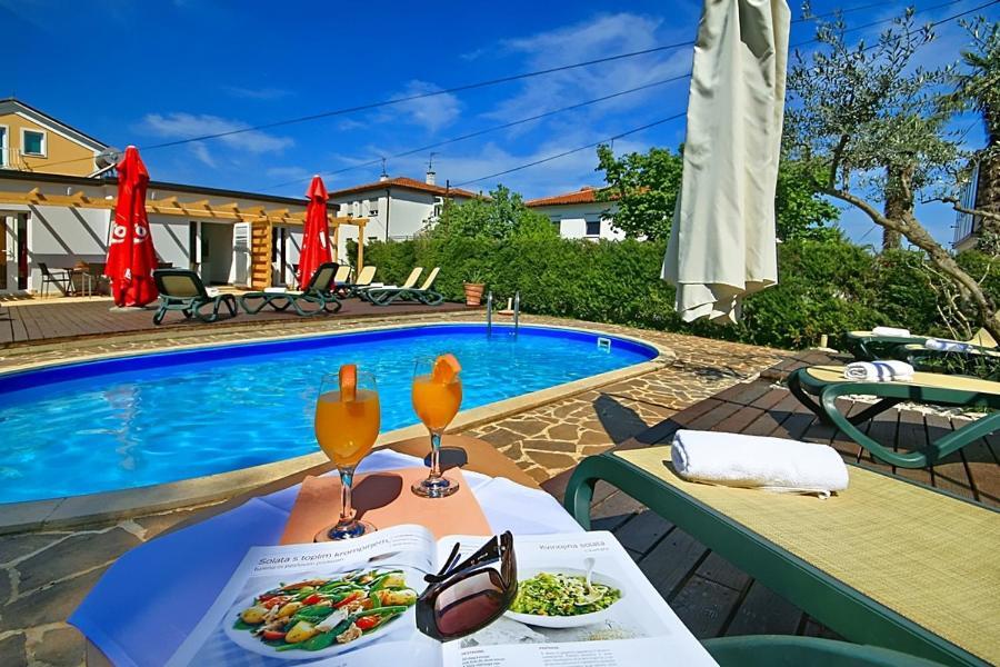 Apartmani Elio Umag Exterior foto